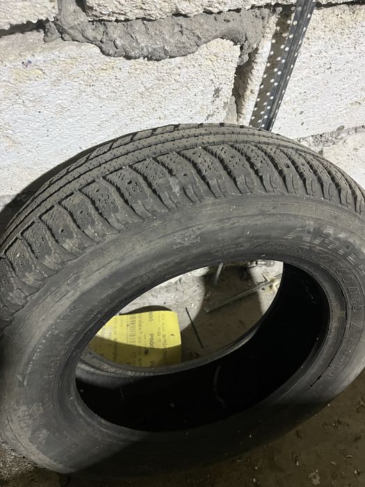 Продам шины зимние 185/65/14