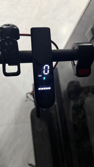 Электросамокат Xiaomi m365 pro