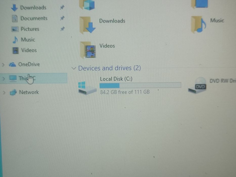 Laptop Profesional Lenovo G70 - i3-4005u/ 8gb/ 128gb SSD/ Bat.2h/ 17,3