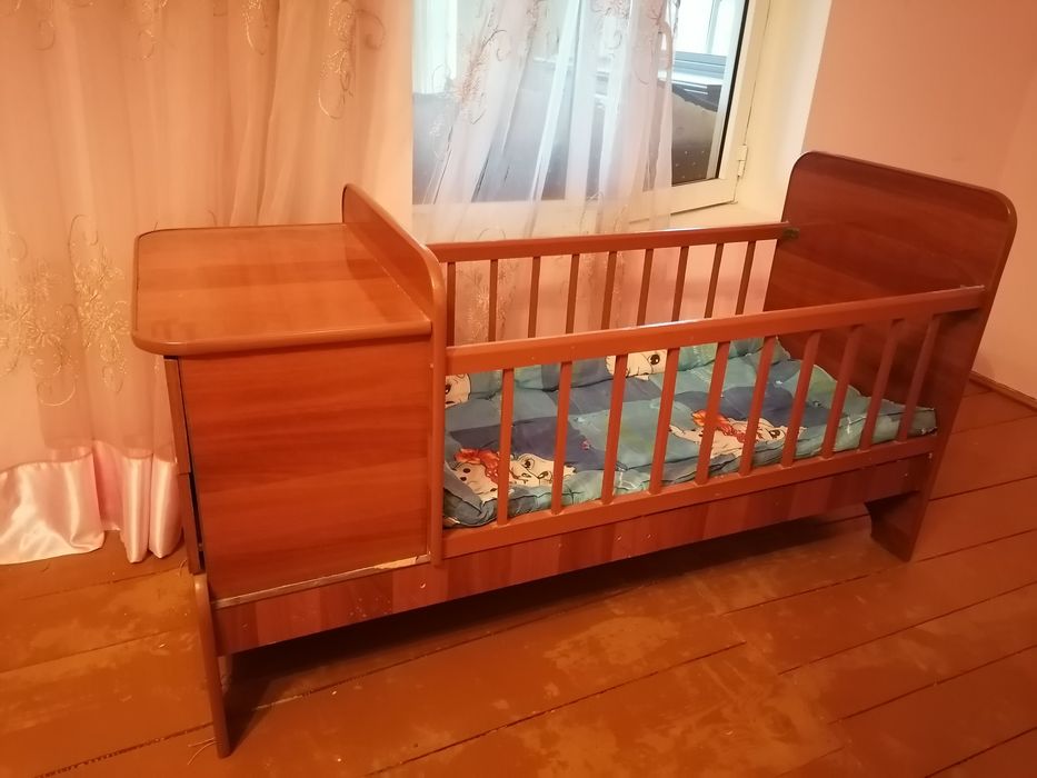 Мебельлар Сотилади