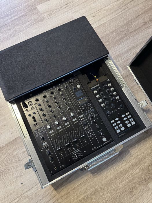 flight case Mixer DJ Pioneer DJM-900NXS2 ,Traktor