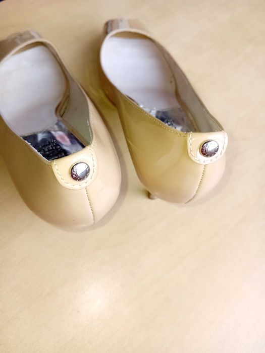 Елегантни дамски обувки MICHAEL KORS 38н