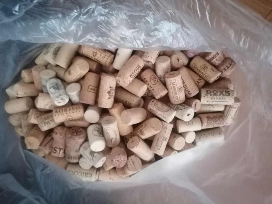1000 de dopuri de pluta