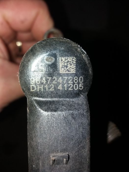 Injectoare Peugeot 407 , 2.0 hdi,1.6hdi,DH12 cod 9647247280/0445110188