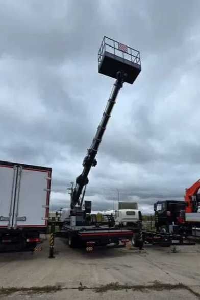 Автовышка  Avtovishka 35 метров на шасси FAW