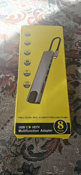 adaptor interfata  hub typc c la HDMI usb card reader