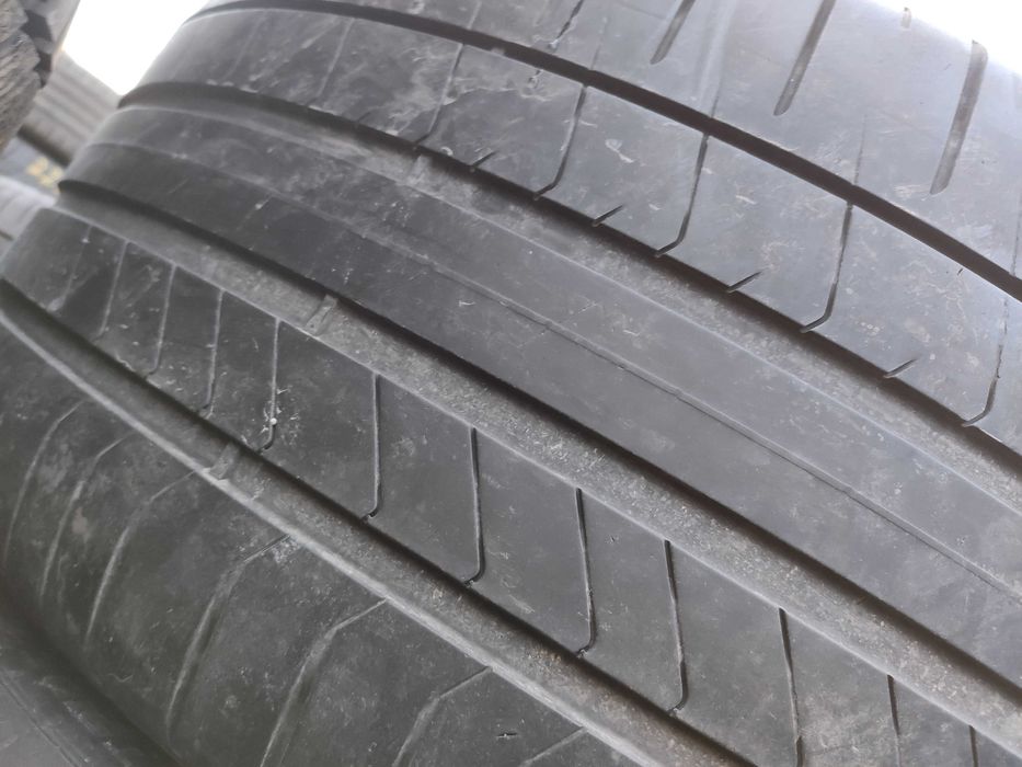 2бр Летни гуми 285 35 21 - Pirelli BMW - DOT 2023