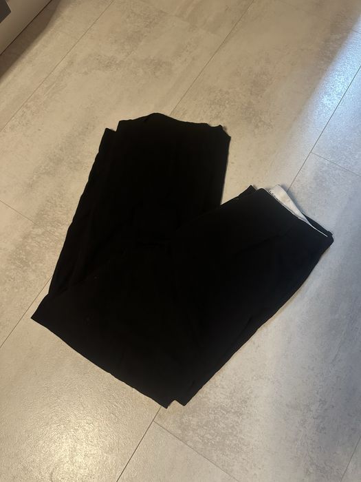 Дънки и панталони