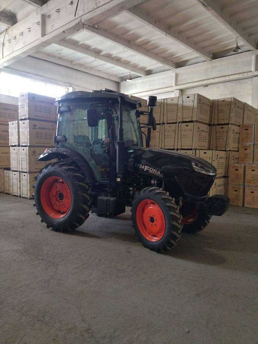 FORA 404 traktor 5% chegirma