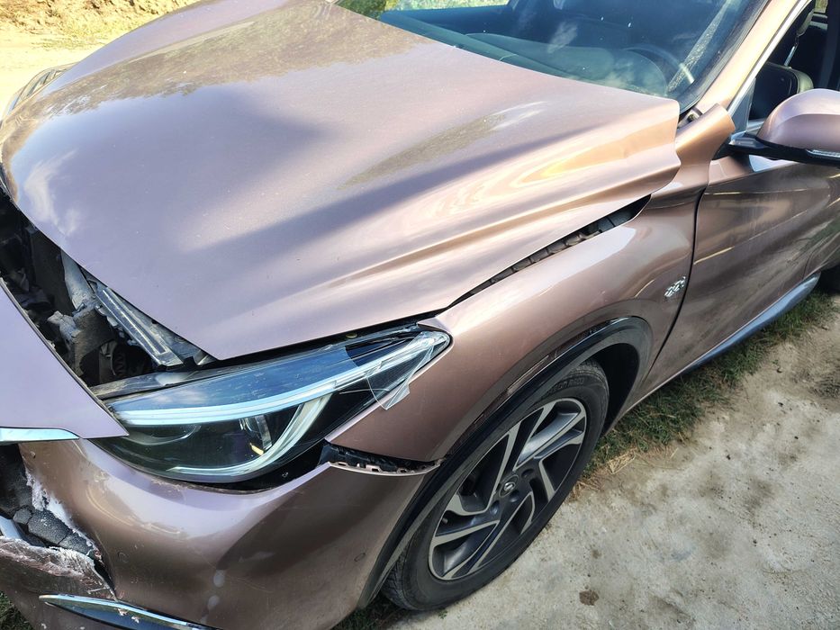INFINITI Q30 2016 — imagine 3