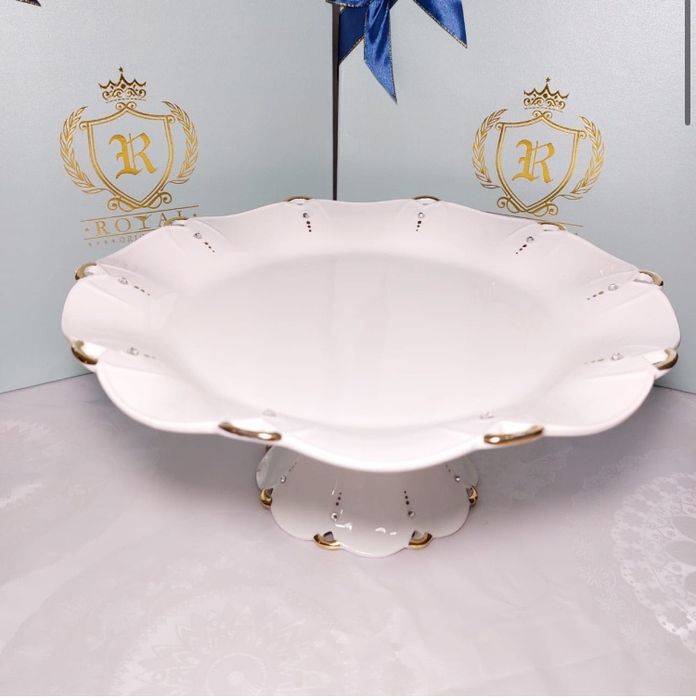 Продается тортовница капля 2 шт за 10тыс