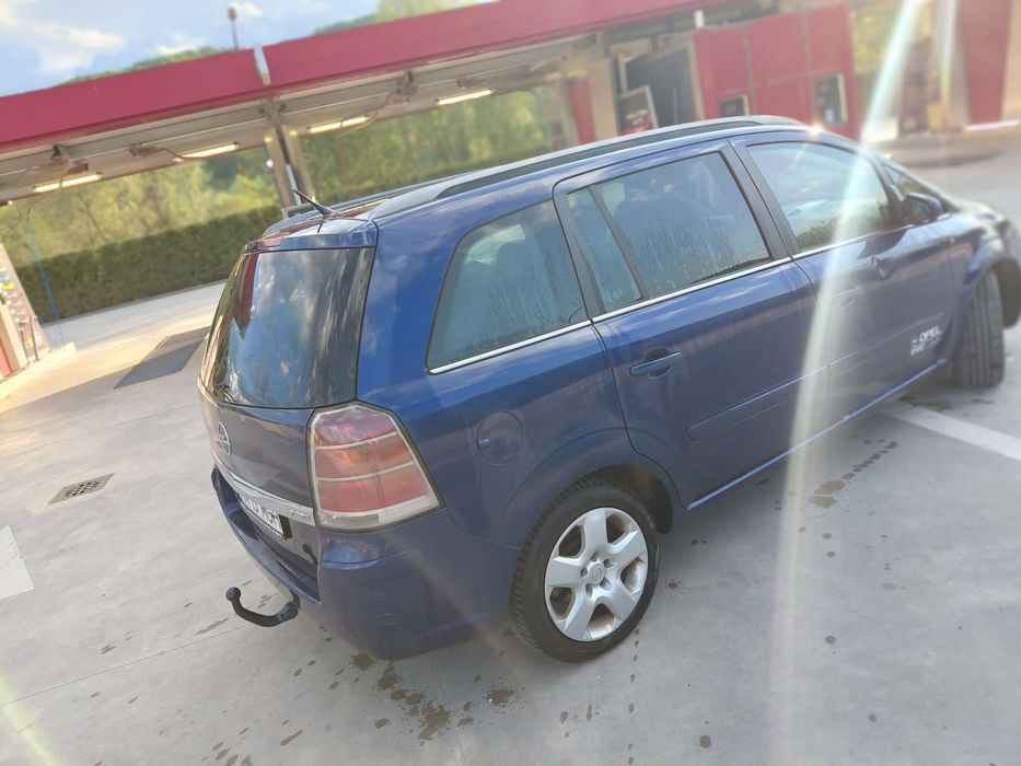 De vanzare opel zafira
