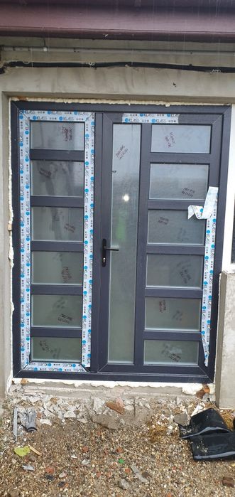 Termopane și Rulourii Exterioare