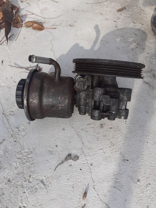 Хидравлични помпи Фолксваген Голф 3 , 4  ... 50 лева