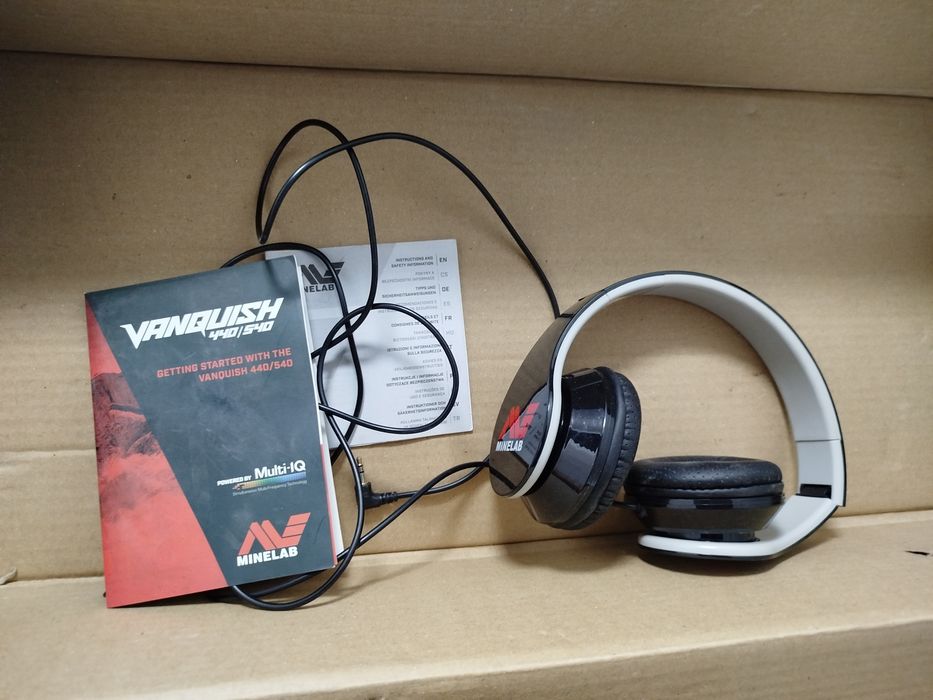 Металлоискатель Minelab Vanquish 440