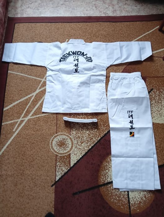 кимоно тхеквондо. новое