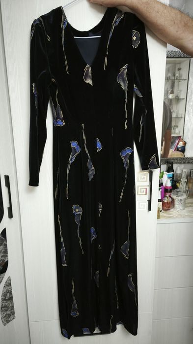 Продам платье из бархата