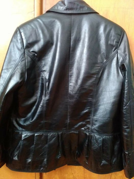 Дамско сако от естествена кожа