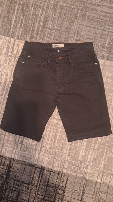 Pantaloni scurti bărbați