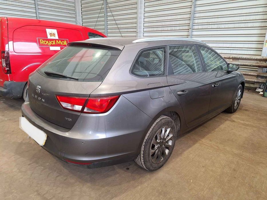 Bare Spate Seat Leon 2014 Break Argintiu