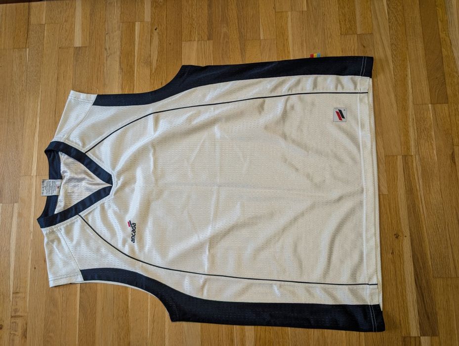 Șort si tricou baschet