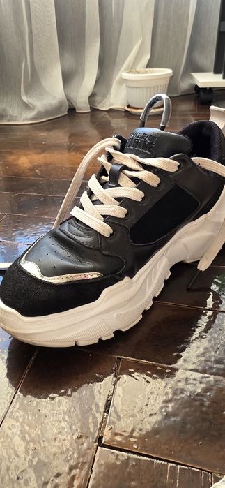 Унисекс кец Versace