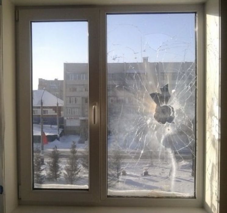 Замена битого стекла, зеркала, тонировка