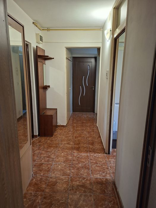 Apartament de închiriat,str Pecineaga,et 2,complet mobilat