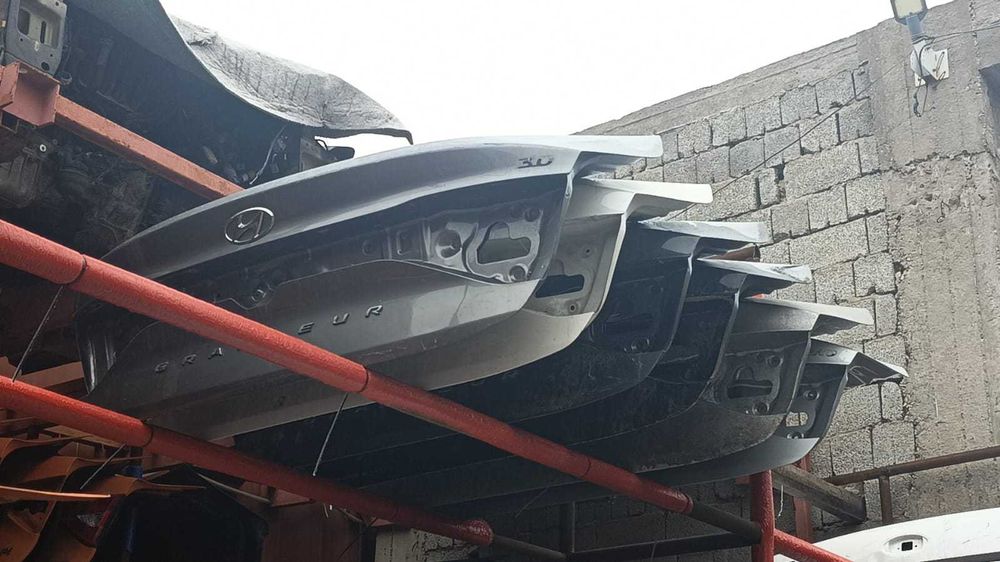 крышка багажа на хюндай и кия