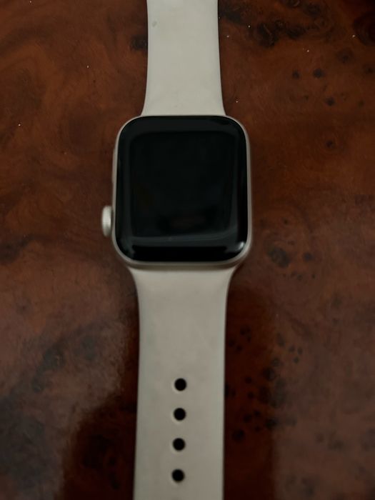 смарт часы эпл вотч SE 2 gen