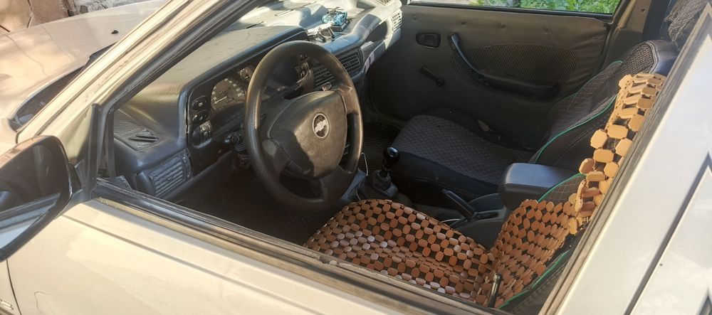 Sotiladi ajoyip moshina