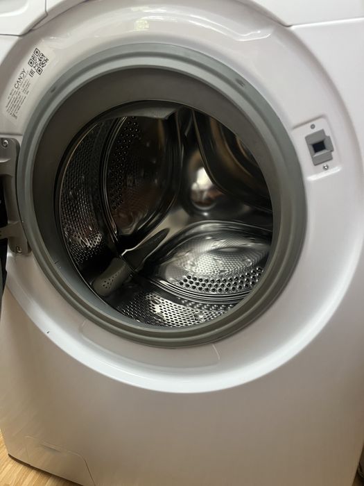 Продам стиральную машинку