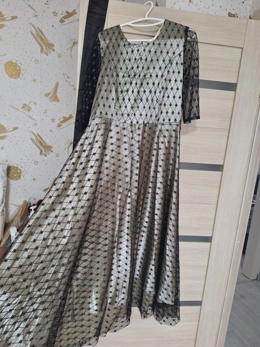 Платья вечерние 44-46