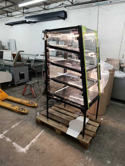 Топла витрина за готова храна сандвичи, закуски и печива Wanzl