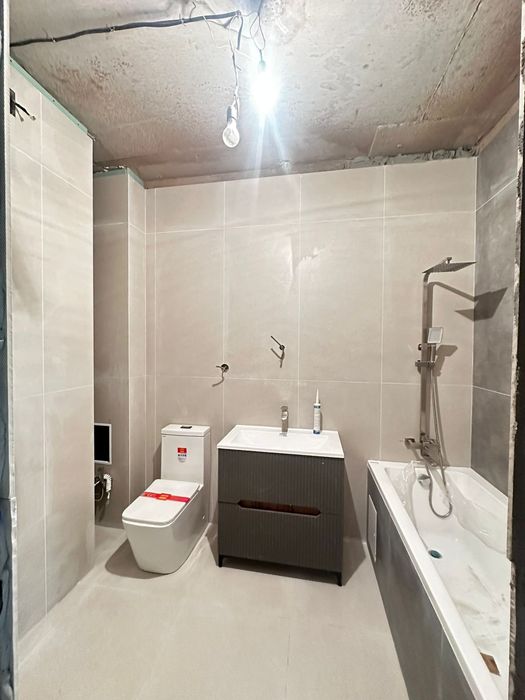 Кафельщик. Сантехник.