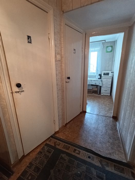 Продаётся 2 ком кв Назарбаева 64