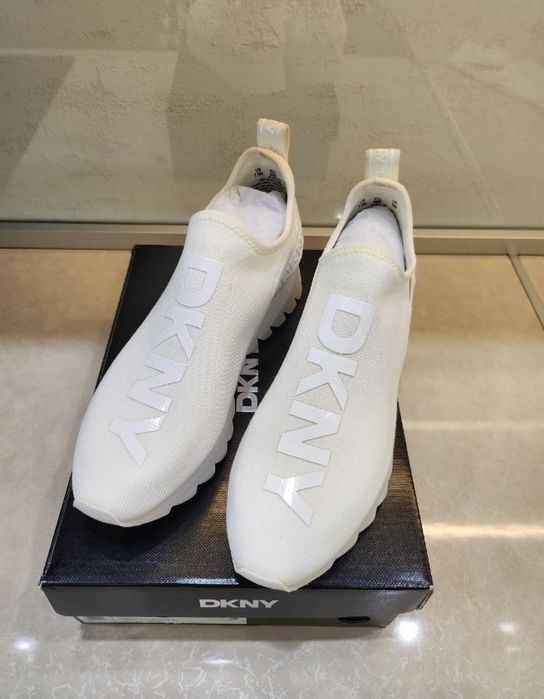 Оригинални дамски обувки DKNY