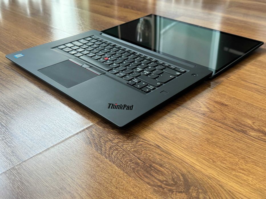 15.6' 4K UHD Touch i7-9850H Lenovo ThinkPad X1 Extreme Gen 2  16GB DDR4/512GB NVMe/Бат 4ч