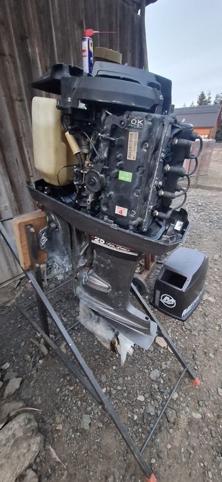 Vand/Dezmembrez Motor barca Mercury 40 cai