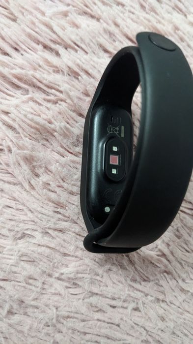 Отдам даром фитнес-браслет