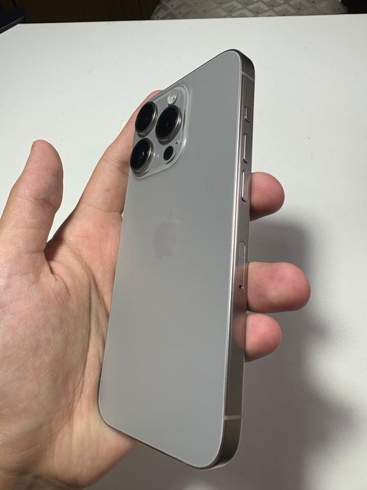 Iphone 15 pro  90% 128gb
