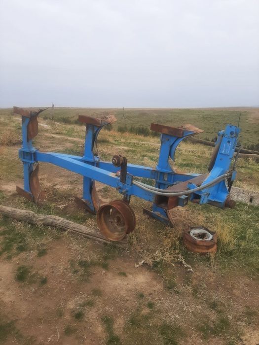 Pulluk bilan permen sotiladi