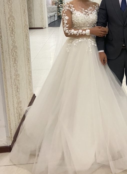 Свадебное платье