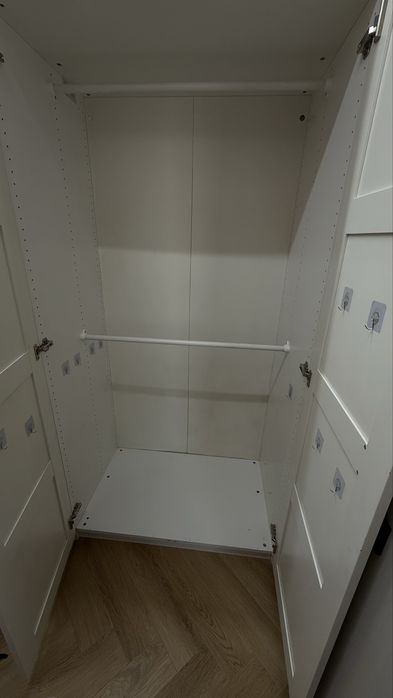 Срочно продам Шкаф Икеа для одежды