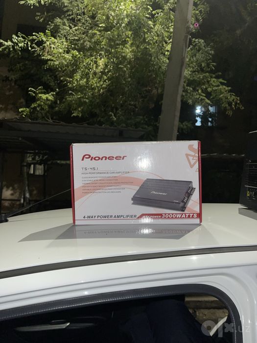 Pioneer усилител