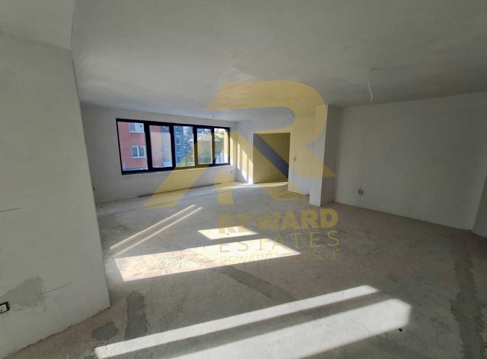 Продава се Четиристаен апартамент в София, Манастирски ливади - 171 кв.м за 1878 €/кв.м - Снимка #2