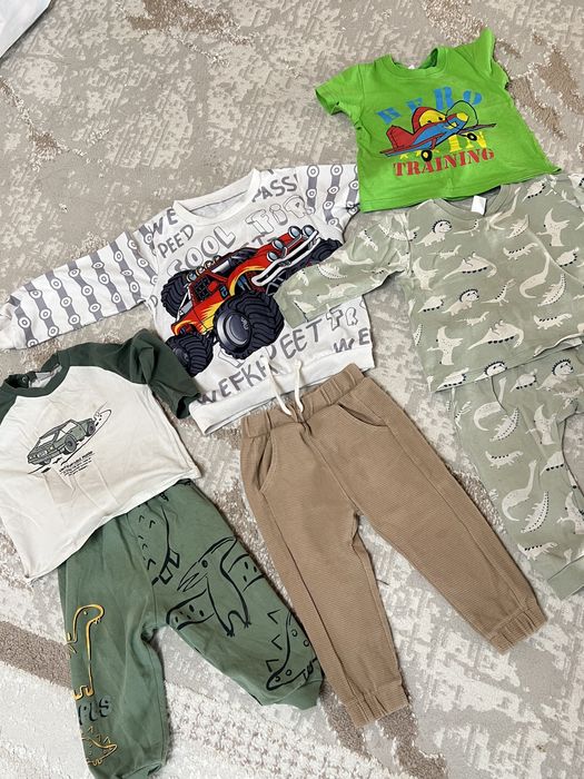 Продам детские вещи