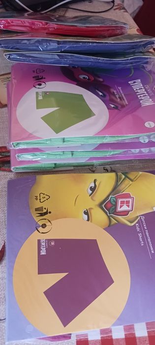 Детски тениски и къси панталонки 122-128 и 134-140