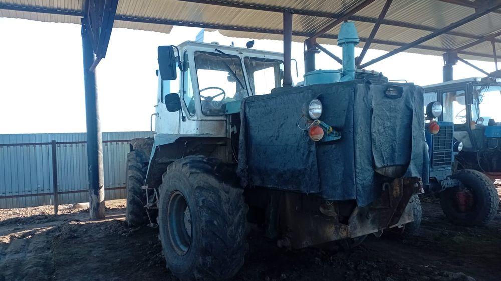 Продам колесный трактор Т-150
