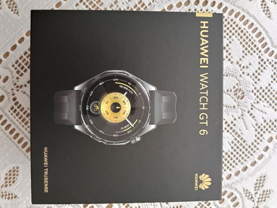 Vând smartwatch Huawei GT 6